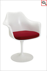 Eero Saarinen - Tulip swivel armchair.